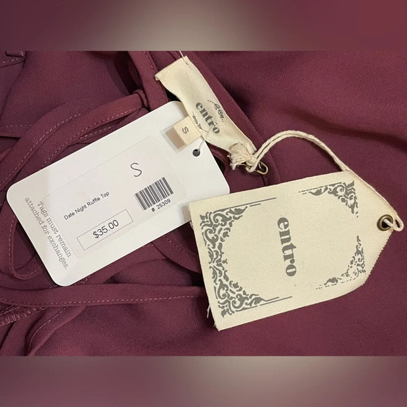 Entro Burgundy Cold Shoulder Top - Picture 9 of 10